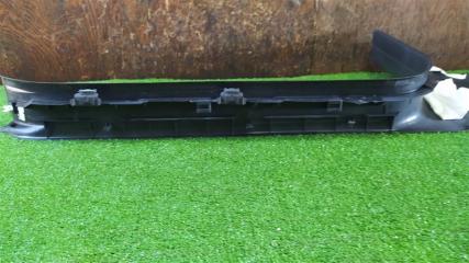 Порожек пластиковый правый GL CLASS X166 Порожек пластиковый правый GL CLASS X166