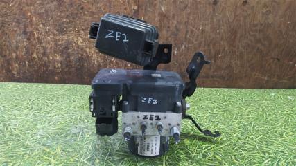 Блок abs HONDA INSIGHT ZE2 LDA 57110-TM8-A531 1 ракурс
