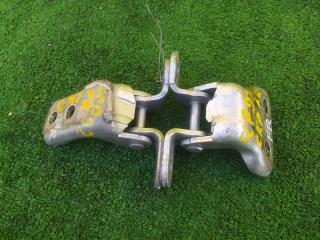 Петля дверная передняя правая TOYOTA BELTA