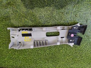 Обшивка стойки кузова левая SUBARU XV GT2 94053FL00A 2 ракурс