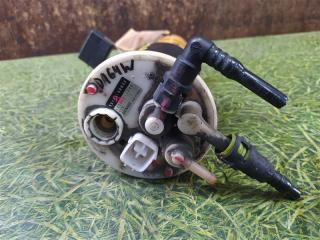 Топливный насос SUZUKI EVERY DA64W K6A 15100-68H50 3 ракурс
