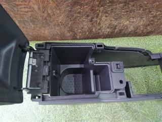 Бардачок между сиденьями NISSAN DUALIS J10 2 ракурс