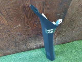 Обшивка стойки кузова левая Q8 4MN