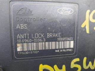 Блок abs MAZDA DEMIO DY3W 00008556E1 2 ракурс