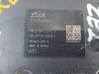 Блок abs HONDA INSIGHT ZE2 LDA 57110-TM8-A531 2 ракурс