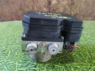 Блок abs NISSAN PRESAGE TNU31 QR25DE 2 ракурс