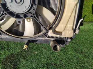 Радиатор основной TOYOTA RACTIS NCP100 1NZ-FE 4221333572 3 ракурс