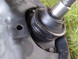 Рычаг правый передний MAZDA BONGO SKF2T RF S4YP-34-200 2 ракурс