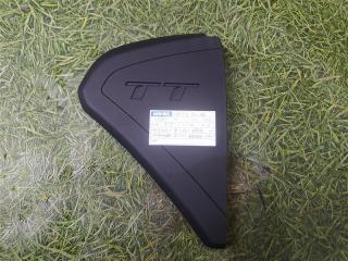 Запчасть пластик торпеды правый AUDI TT