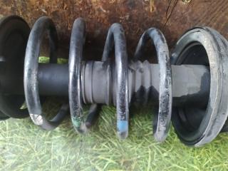 Стойка правая передняя HONDA STEPWGN RF1 B20B 3 ракурс