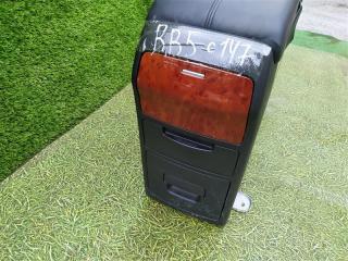 Бардачок между сиденьями HONDA ELYSION RR1 3 ракурс