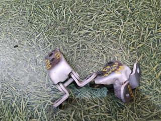 Петля дверная передняя правая TOYOTA PRIUS