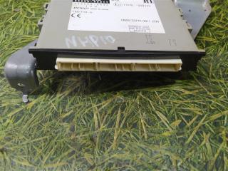 Блок иммобилайзера TOYOTA AQUA NHP10 1NZ-FXE 89990-52311 3 ракурс