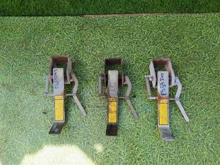 Запчасть стопор кабины MITSUBISHI FUSO