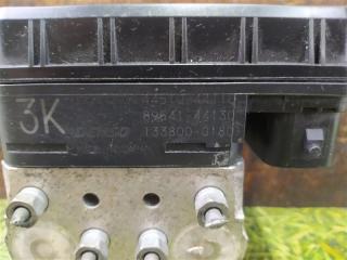 Блок abs TOYOTA IPSUM ACM21 2AZ-FE 44510-44110 3 ракурс