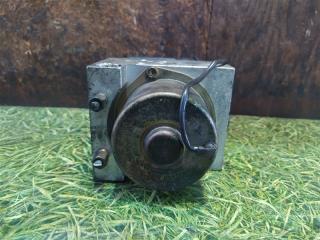 Блок abs NISSAN BASSARA JU30 KA24DE 47660-AD001 4 ракурс