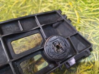 Крепление бампера левое переднее TOYOTA PRIUS ZVW30 52116-47020 3 ракурс