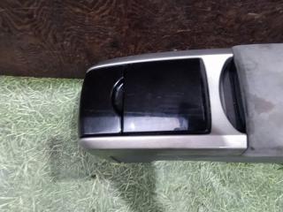 Бардачок между сиденьями TOYOTA PRIUS NHW20 4 ракурс Бардачок между сиденьями TOYOTA PRIUS NHW20 4 ракурс