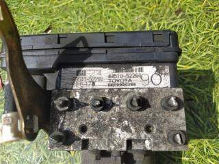 Блок abs TOYOTA IST NCP60 44510-52260 2 ракурс