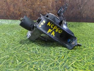 Подушка двигателя правая TOYOTA IST NCP60 2NZ-FE 2 ракурс