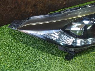 Фара правая HONDA VEZEL RU1 100-62164 2 ракурс