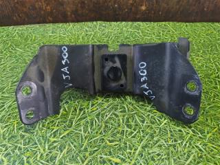 Подушка акпп TOYOTA LAND CRUISER VJA300W V35A-FTS 2 ракурс