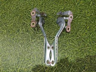 Петля капота TOYOTA BELTA NCP96 2 ракурс