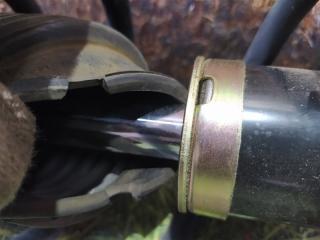 Стойка правая передняя TOYOTA CAMI J122E K3-VE 3 ракурс