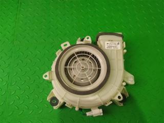 Мотор охлаждения батареи задний NISSAN X-TRAIL HT32 295D04BA0A 3 ракурс