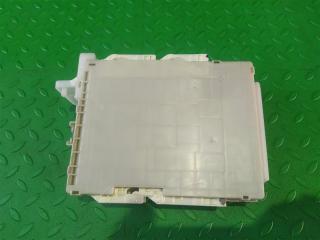 Блок предохранителей TOYOTA COROLLA FIELDER NKE165 1NZ-FXE 89221-12710 5 ракурс