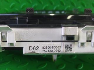 Спидометр TOYOTA SIENTA NCP81 1NZ-FE 83800 5D062 3 ракурс Спидометр TOYOTA SIENTA NCP81 1NZ-FE 83800 5D062 3 ракурс