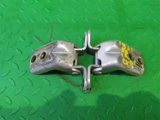 Петля дверная передняя правая NISSAN PRESAGE