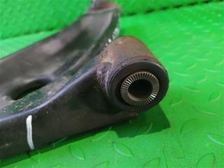 Рычаг правый передний TOYOTA VITZ SCP90 2SZ-FE 48068-59135 3 ракурс Рычаг правый передний TOYOTA VITZ SCP90 2SZ-FE 48068-59135 3 ракурс