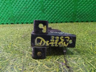Подушка двигателя задняя NISSAN MOCO MG22S K6A 4 ракурс