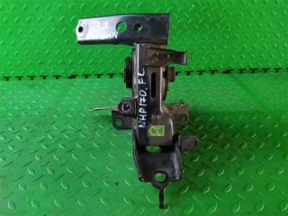 Подушка двигателя левая TOYOTA SIENTA NHP170 1NZ-FXE 4 ракурс Подушка двигателя левая TOYOTA SIENTA NHP170 1NZ-FXE 4 ракурс