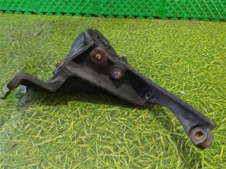 Подушка двигателя задняя NISSAN RASHEEN RFNB14 GA15DE 4 ракурс