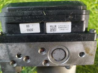 Блок abs NISSAN SERENA HC26 MR20DD TD8405 3 ракурс