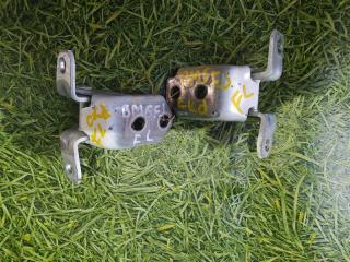 Петля дверная передняя левая MAZDA AXELA