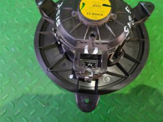 Мотор печки FORD ECOSPORT B515 4 ракурс Мотор печки FORD ECOSPORT B515 4 ракурс