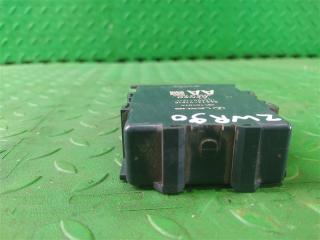 Электронный блок TOYOTA NOAH ZWR90 2ZR-FXE 86572-V1010 5 ракурс