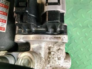 Главный тормозной цилиндр TOYOTA ESQUIRE ZWR80 2ZR-FXE 47210-28070 4 ракурс