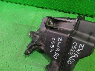 Влагоотделитель TOYOTA ESQUIRE ZWR80 2ZR-FXE 17750-37080 3 ракурс Влагоотделитель TOYOTA ESQUIRE ZWR80 2ZR-FXE 17750-37080 3 ракурс