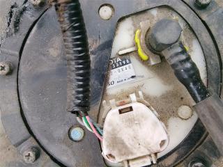 Бензобак TOYOTA CAMRY ACV45 77001-33081 3 ракурс