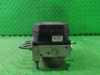 Блок abs NISSAN SERENA TC24 QR20DE 47660-CX070 3 ракурс