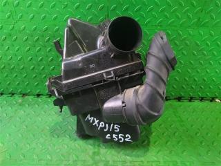 Корпус воздушного фильтра TOYOTA YARIS CROSS MXPJ15 M15A-FXE 3 ракурс