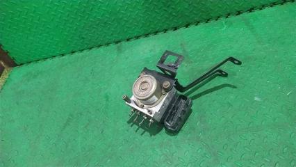 Блок abs NISSAN ELGRAND E51 VQ35DE 3 ракурс