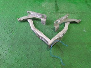 Петля капота NISSAN PRESAGE U31 1 ракурс