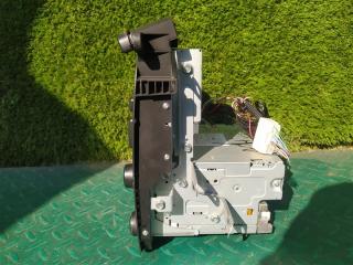 Климат-контроль TOYOTA KLUGER ACU20W 8611148080 5 ракурс