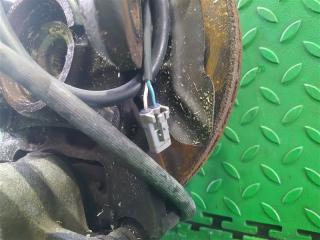 Ступица правая передняя TOYOTA PASSO KGC10 1KR-FE 4 ракурс