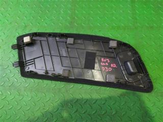 Обшивка багажника правая задняя HONDA VEZEL RU1 84602-T7B 4 ракурс